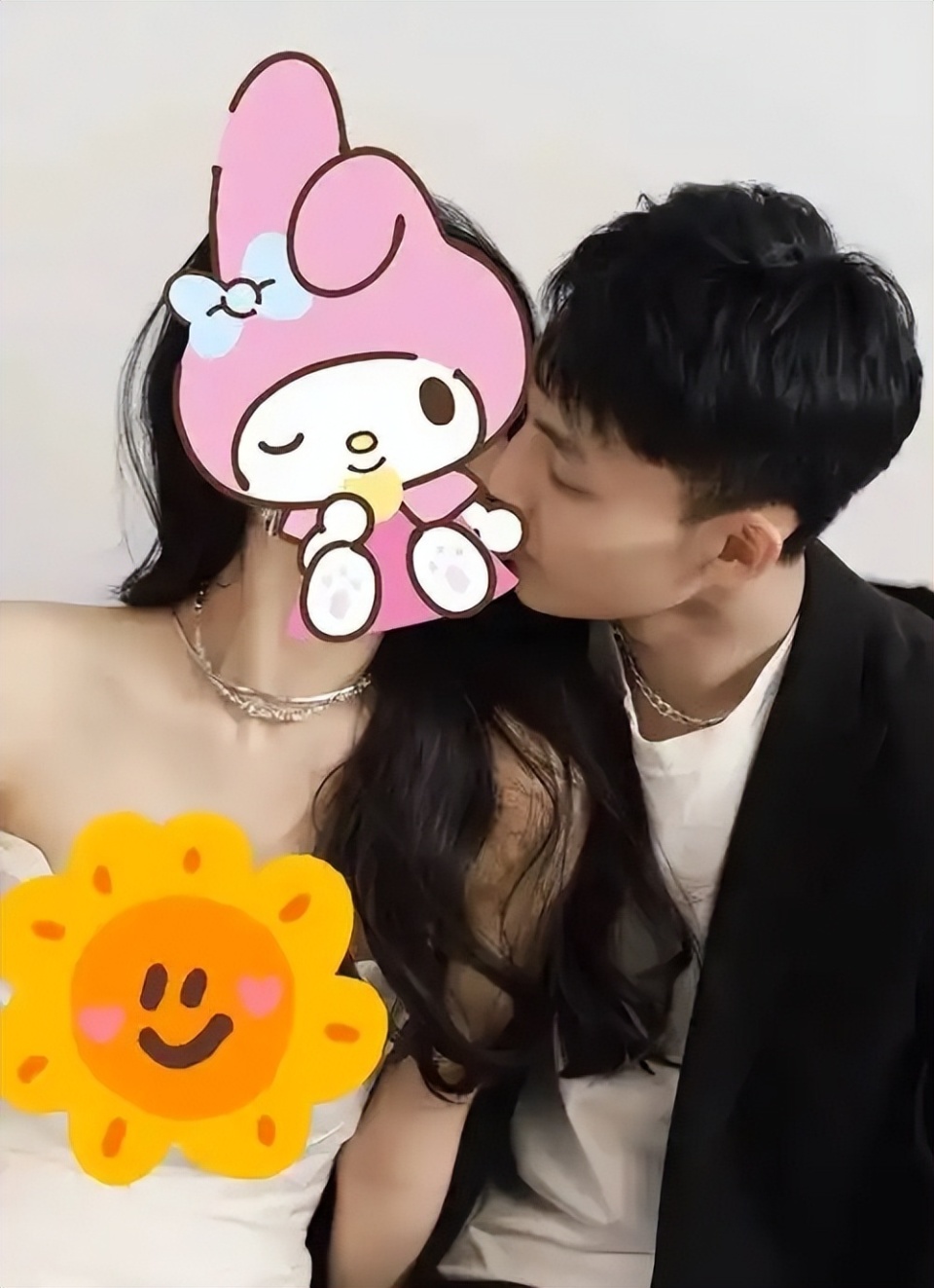 这位女网友, 这位女网友, 这些内容却