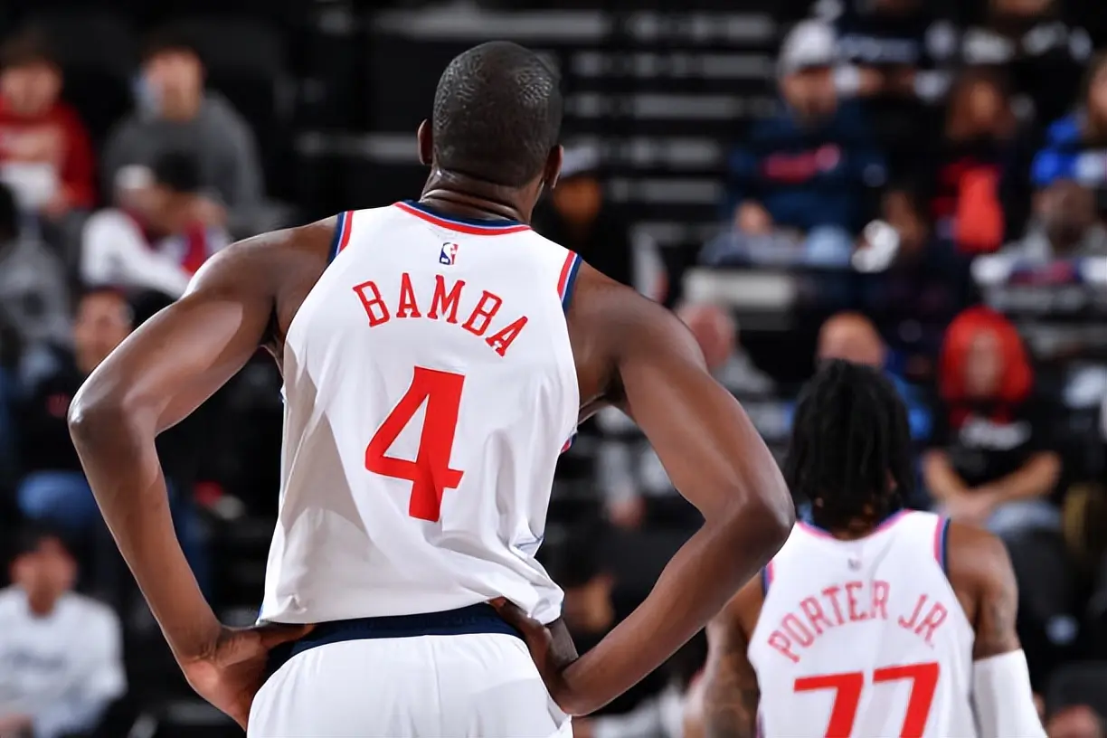 前处于自由, 季的表现也, 通过自己在 前处于自由, 季的表现也, 通过自己在